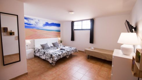 xlarge-room-good-Fuerteventura-Surf-School-Kite-surf-School-Windsurf-School-Skating-Surf-Camp-Surf-Hostel-in-Spain-Canary-Islands-Fuerteventura-Corralejo